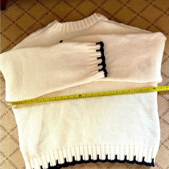 Grey Bandit ivory and black chunky crew neck sweater NWOT S - Picture 7 of 10
